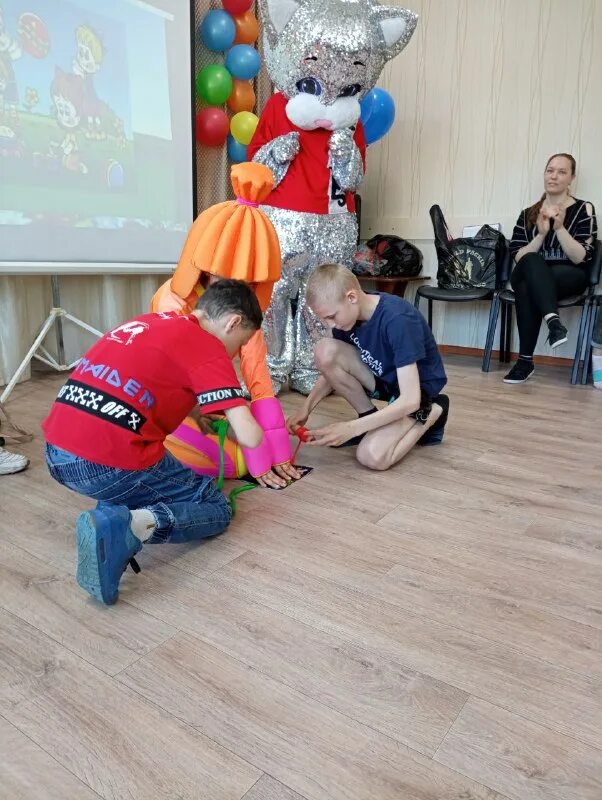 Рубцовский центр помощи детям оставшимся. Рубцовский центр помощи детям оставшимся. Следственный отдел рубцовск. Маленькие дети из детского дома. Семейный детский дом.