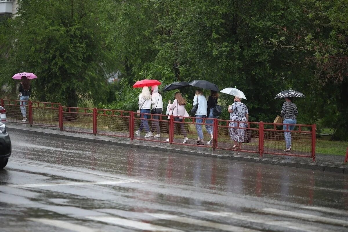 Волгоградская область ветер. Дождливый день. Сильный дождь. Сильные ливни Волгоград. Волгоград дождь.