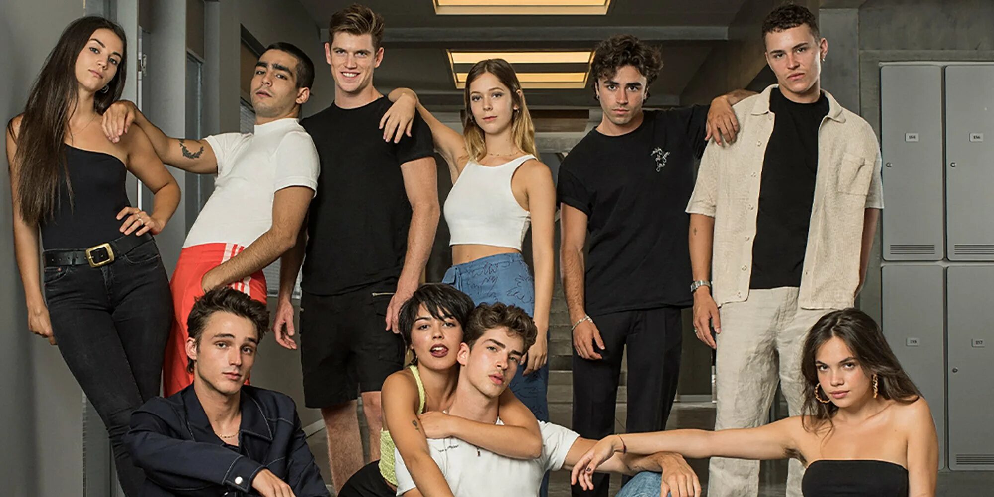 Когда выйдет л. Санви манифест актриса. Когда выйдет л. Когда выйдет л. Сотня обои на рабочий стол.