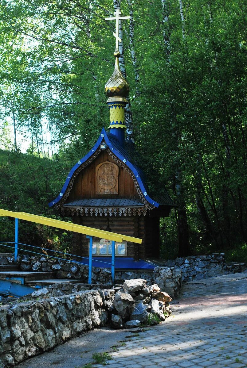 Ложки святой источник. Ложок Святой источник Искитимский. Храм Святой ключ ложок. Ложок Искитимский район Святой источник. Святой ключ ложок г Искитим.