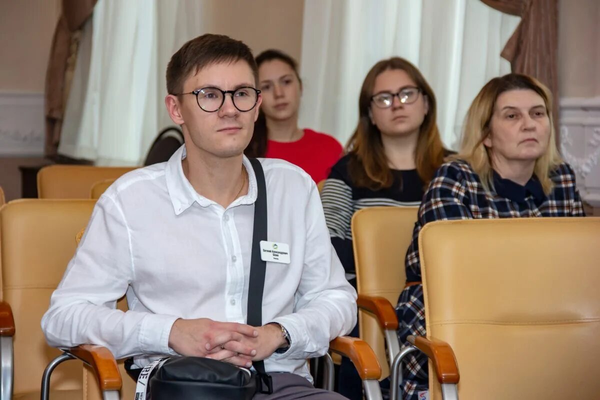 Учитель вчера сегодня. У. Педколледж черкесск. Карачаево-черкесский педагогический колледж им. Школьники обсуждают.