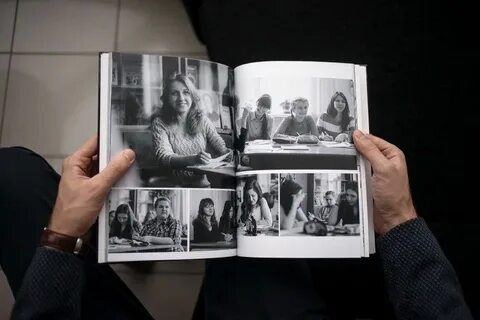 Какие фотографии рассматривала