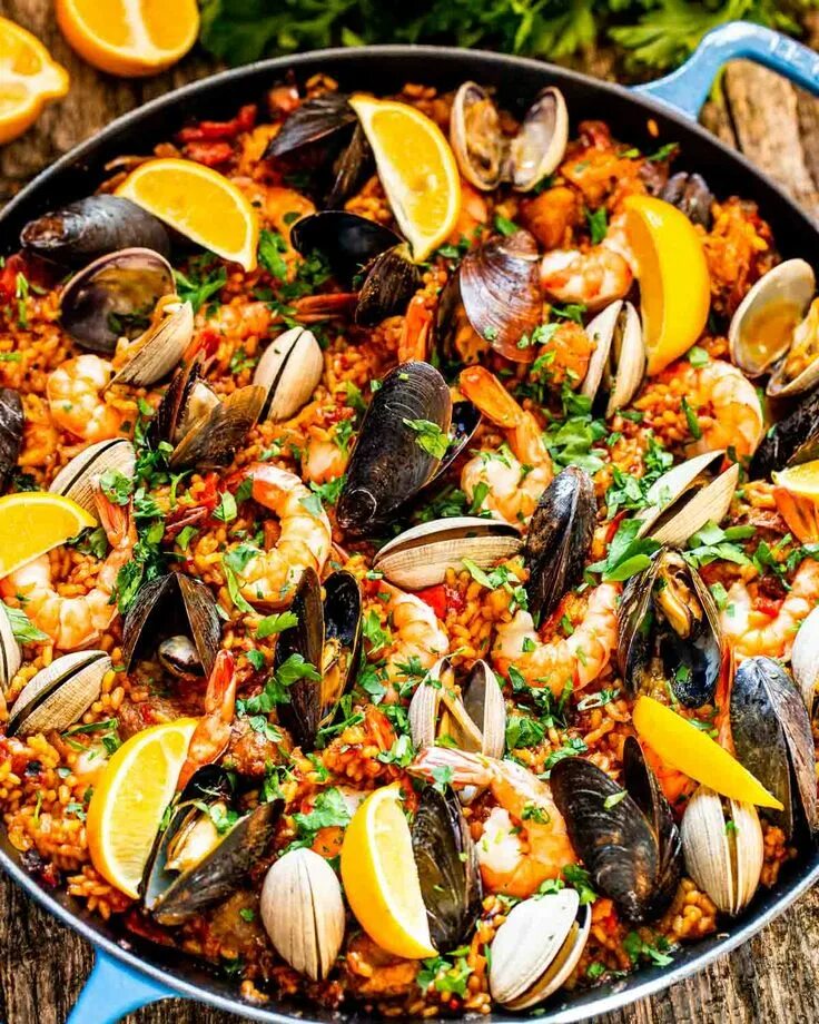 Паэлья кухня. Паэлья испания. мексиканская паэлья. паэлья с мидиями.