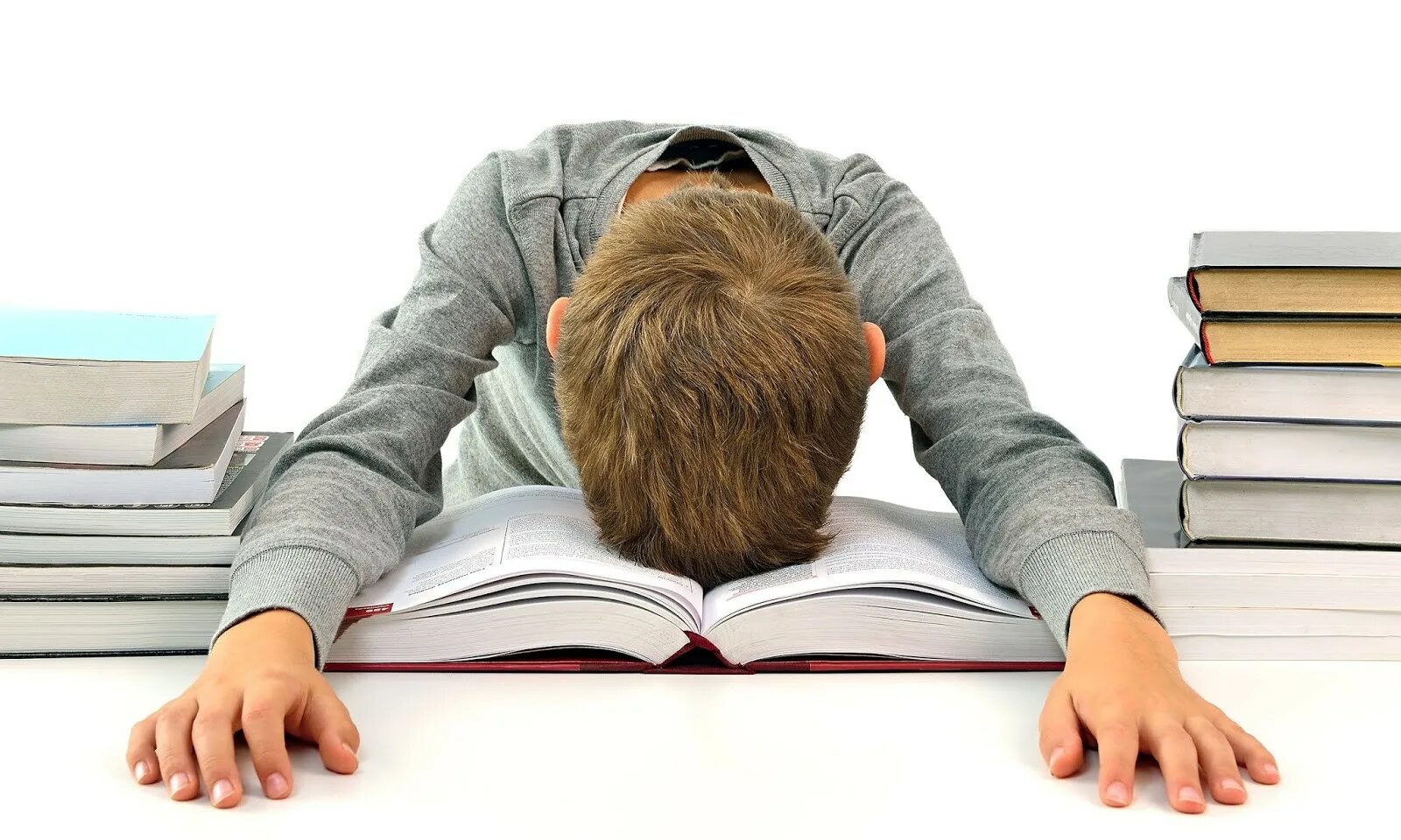 Читать книги не пытайся