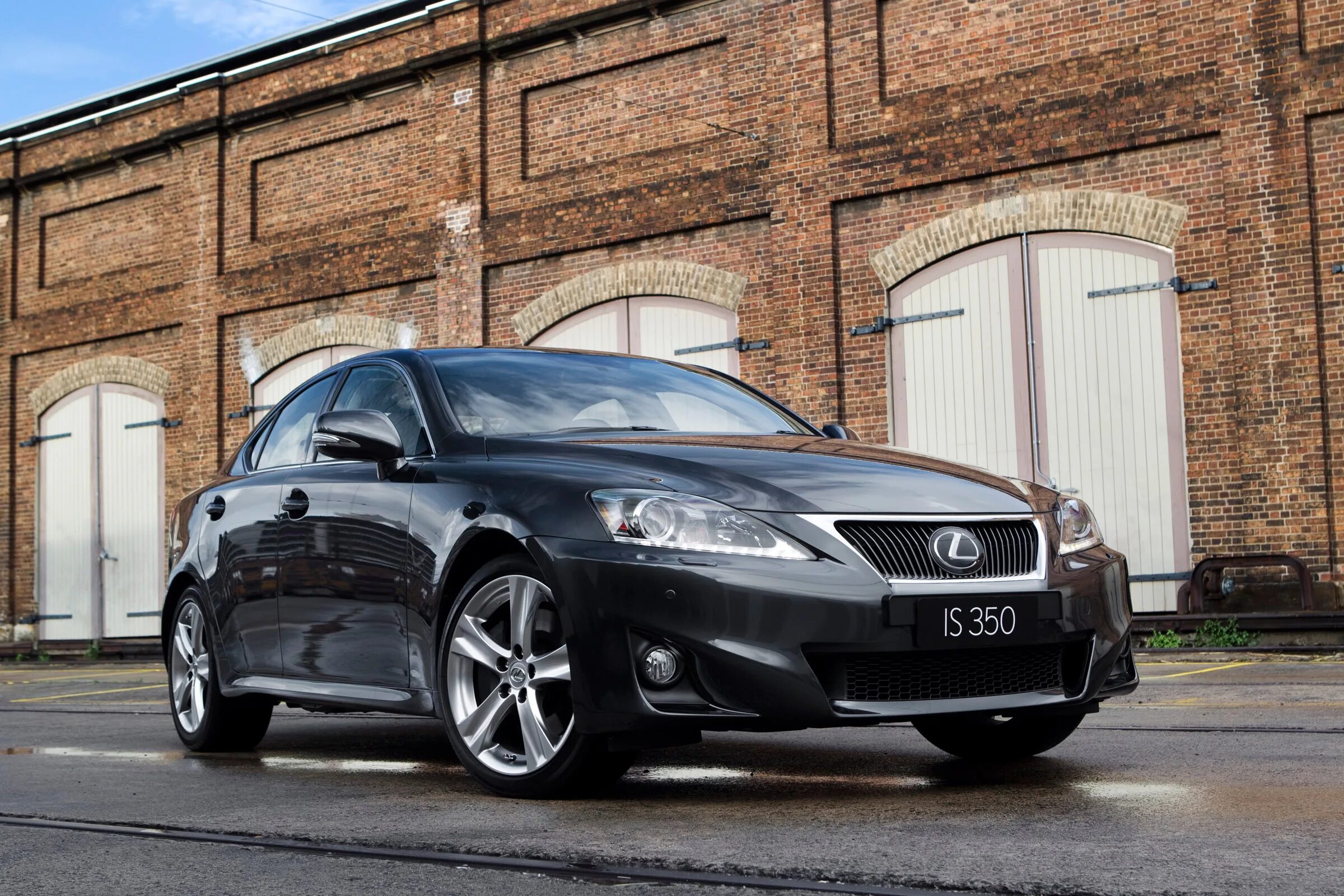 Лексус айс. Лексус is 250. Лексус is250. Lexus is 350 2011. Рестайлинг Lexus is 350.