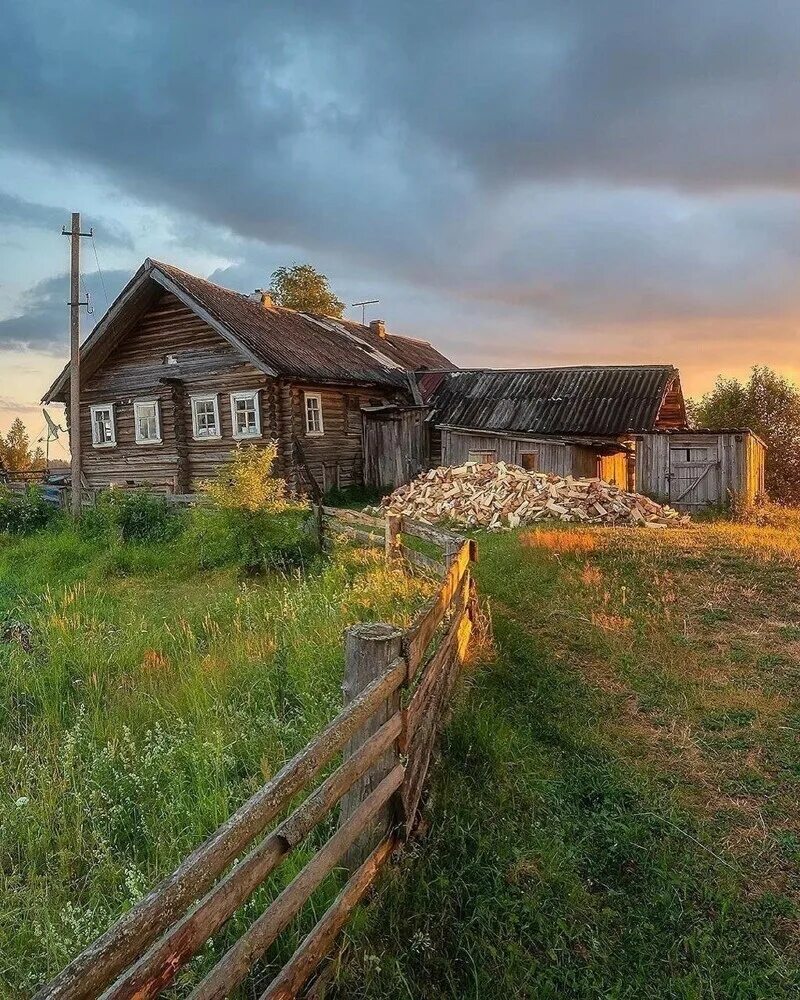 Русская деревня. Деревня картинки. Уютная деревня в России.