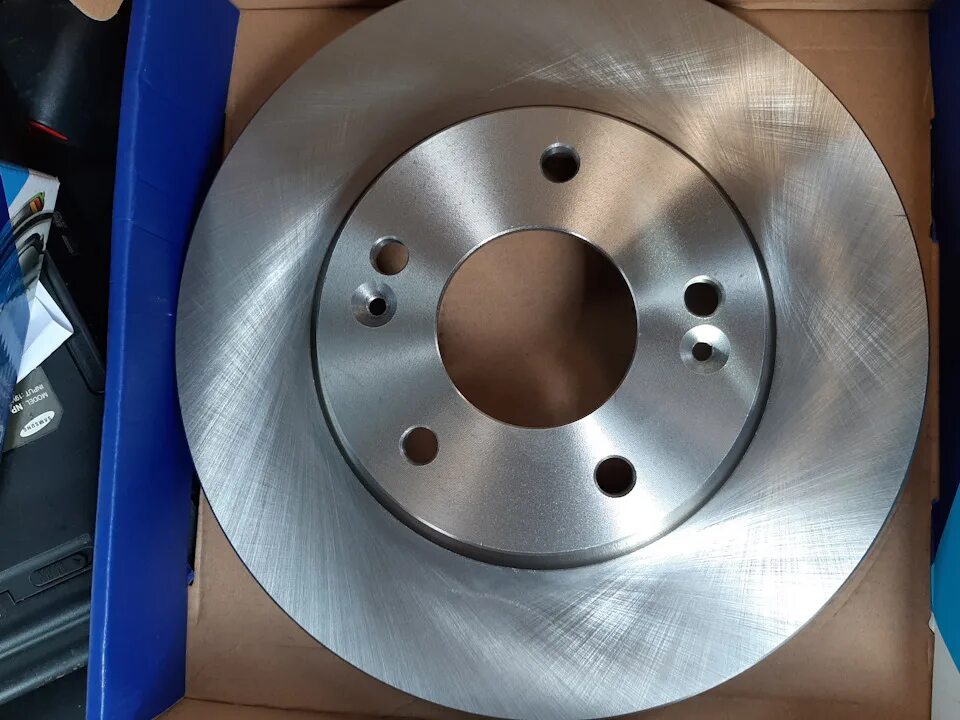 Тормозные диски церато 2. Тормозные диски церато 2. Textar диски тормозные кия сол. Диск тормозной передний киа серато 2. Тормозные диски киа церато 2.