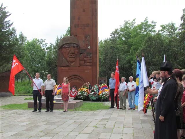 Погода в сергиевске в ставропольском крае. Станица Сергиевская Кореновский район. День Победы Кореновский район станица Сергиевская. Памятник станицы Сергиевской. Сергиевская Кореновский РН памятник.