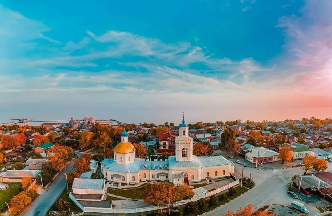 Покажи город таганрог. Таганрог. виды таганрога. таганрог красивый город. храм святителя николая таганрог.