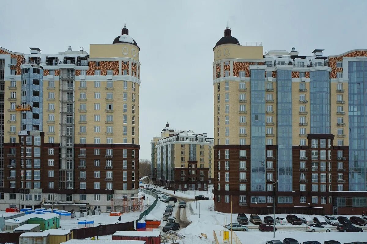 Жилые комплексы белгорода. Париж Белгород. Белгород район Париж. Жилкомплекс Париж Белгород. Трансюжстрой Париж.