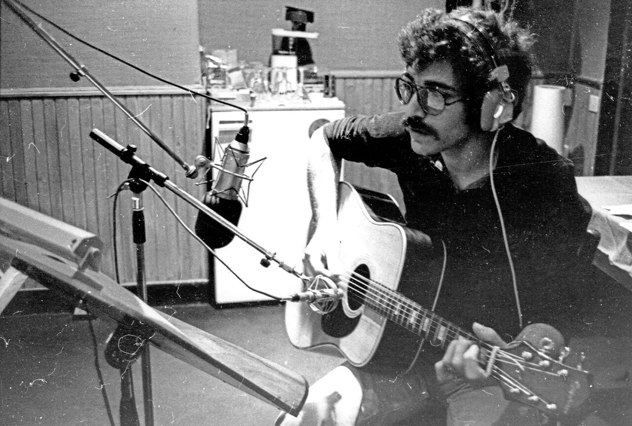 Roger waters альбомы. Roger taylor. Everything you want roger fakhr. Everything you want roger fakhr. Is this the life we really want? роджер уотерс.