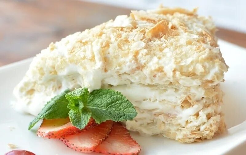 торт наполеон пломбирный. наполеон ириска. наполеон с пломбиром. торт наполеон пломбирный. торт мороженое наполеон юкки.