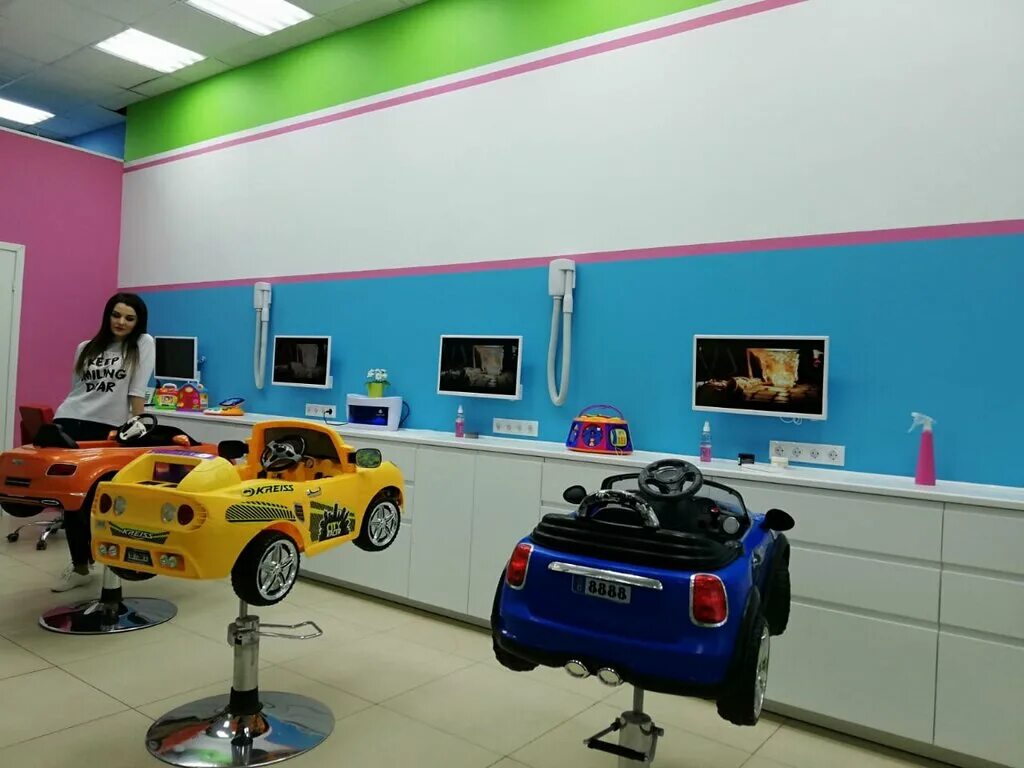 оборудование для детской парикмахерской. детские парикмахерские. детская парикмахерская. детская парикмахерская ижевск флагман. детский салон красоты.