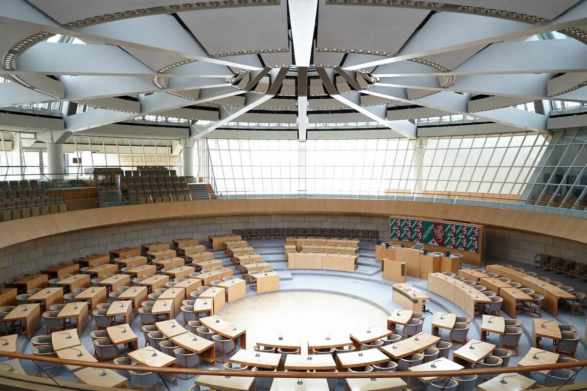 Европарламент брюссель. Парламент ес фото. Парламент швейцарии внутри. Европейский парламент страсбург. Совет европы (council of europe).