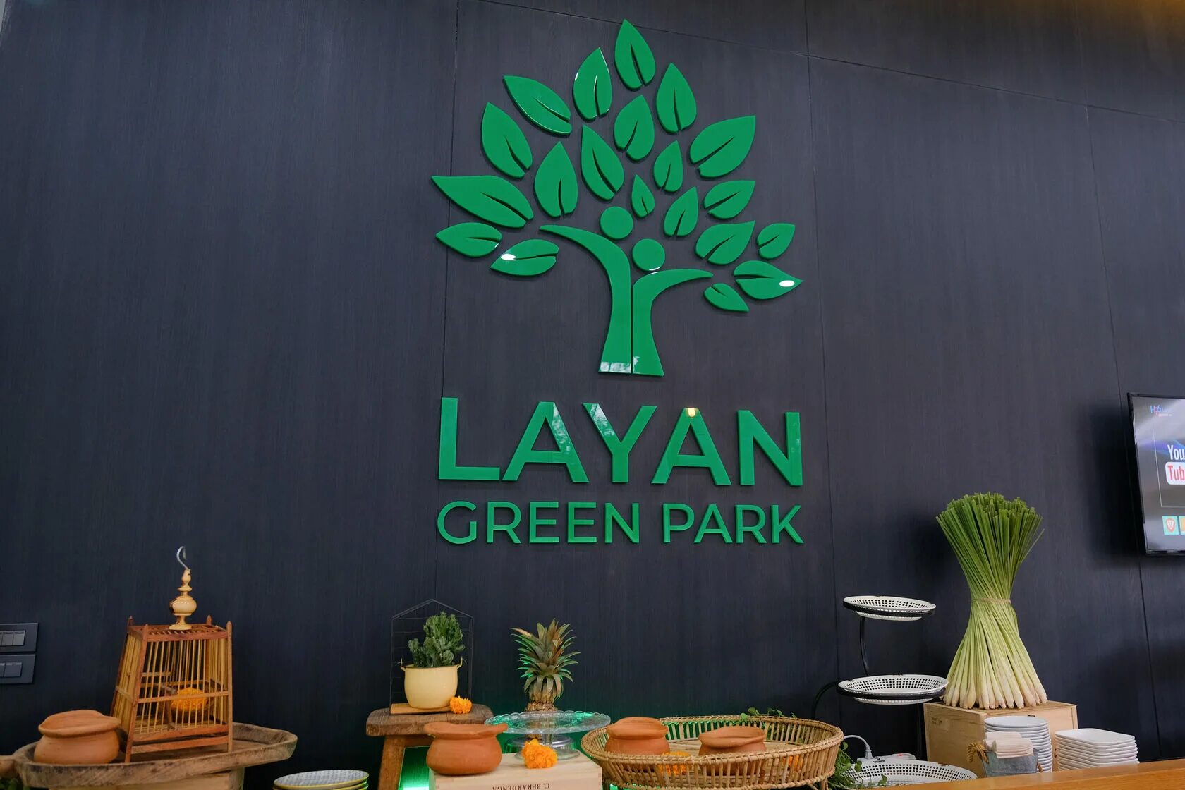 Green park грин парк. Грин парк Нижневартовск магазины. Layan Green Park. Саранск Гринпарк Грин парк. Грин парк Ростов.