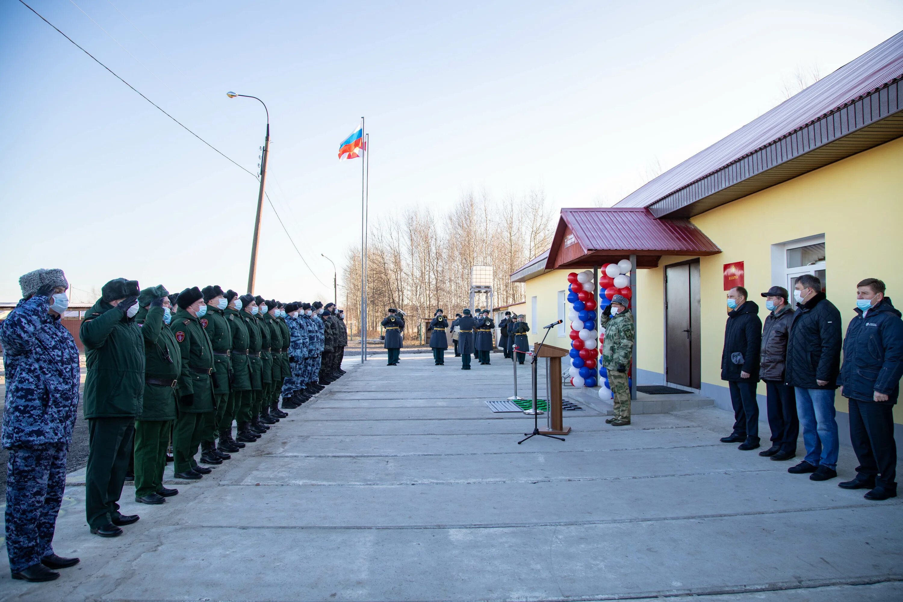 Росгвардия ближайший. Дзержинск полк Росгвардии. Казарма национальной гвардии. Казарма Росгвардии. 561 Полк Росгвардии Дзержинск.