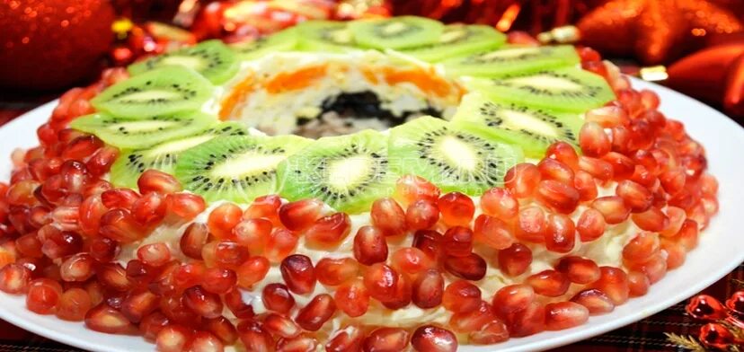 Салат киви гранат. Салат киви гранат. “дамский каприз” с гранатом и киви. Салат малахитовый браслет с киви рецепт. Салат с киви и гранатом.