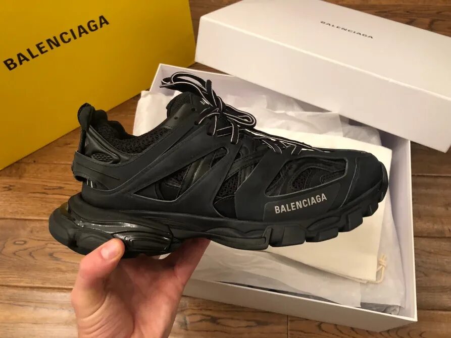 Баленсиага кроссовки трак 2. Balenciaga track Trainers. Balenciaga track 1. Balenciaga track v1.