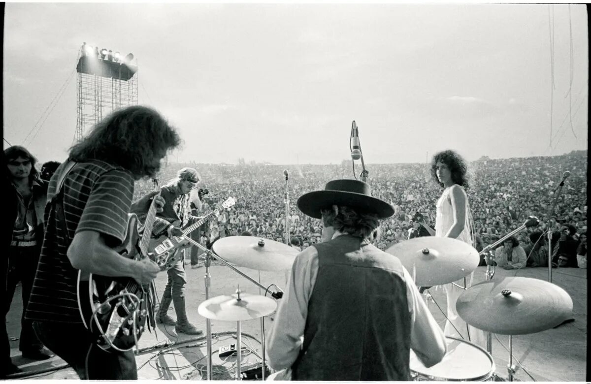 Октябрь 1969 год событие. Музыка 1969. Keef hartley band. Frost rock. Вудсток концерт 1969.