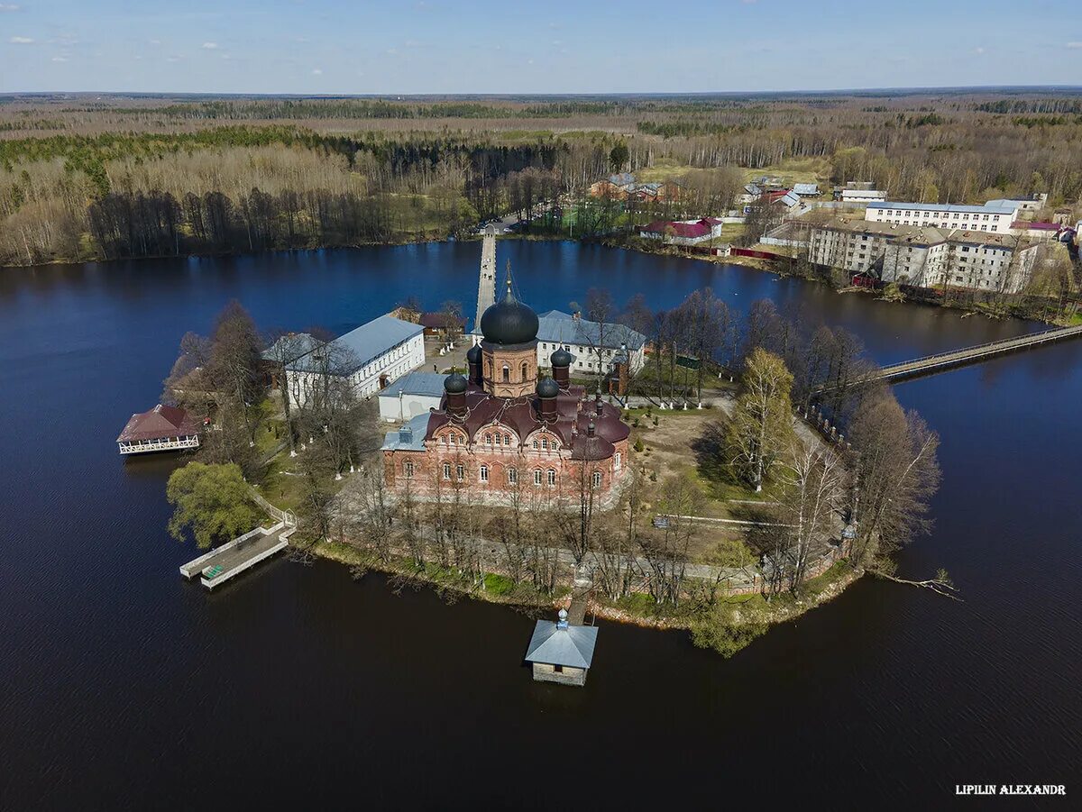 Покров введенская островная пустынь. Покровская Введенская островная женская пустынь. Свято-Введенский островной монастырь Владимирская. Свято-Введенская островная пустынь, Покров, Владимирская область. Введенское озеро Владимирская.