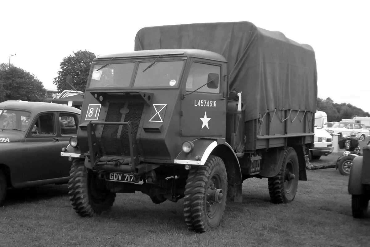 Грузовик второй мировой. Грузовик Ford/Fordson wot8. Ford g8t (Форд-6) 1943. Ford 6 g8t. Ford 6 g8t немецкий.