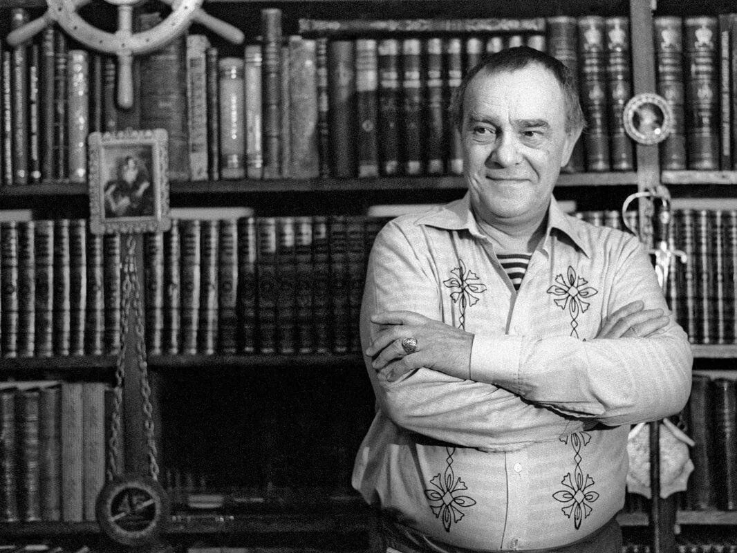 Литература. Валентин Пикуль 1928- 1990 (Дмитрий Суханов 4) / Стихи.ру