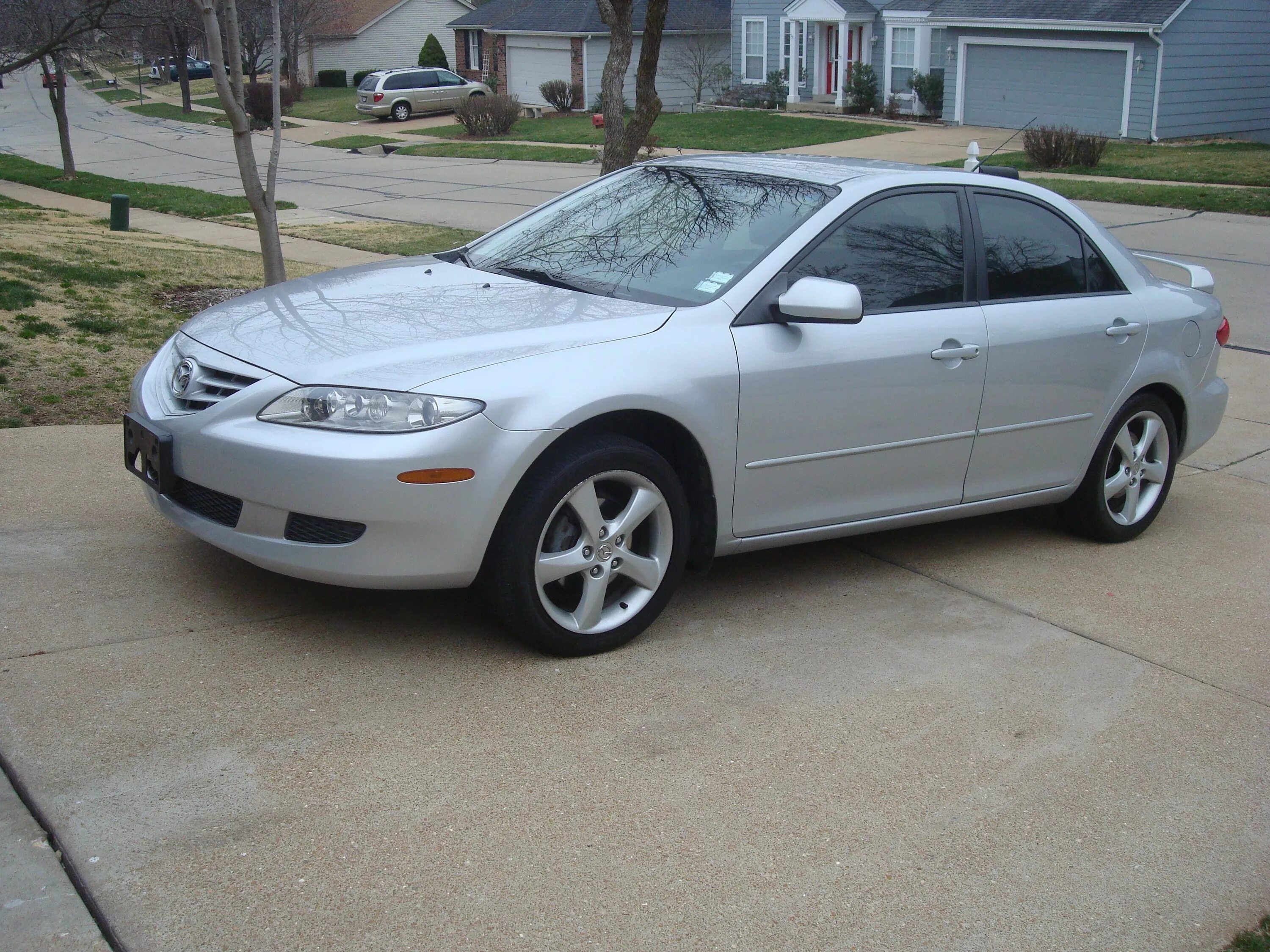 2002 г по 2005 г. Mazda 6 2005. Mazda 6 Sport 2005. Мазда 6 2005 белая. Mazda 2005 года.
