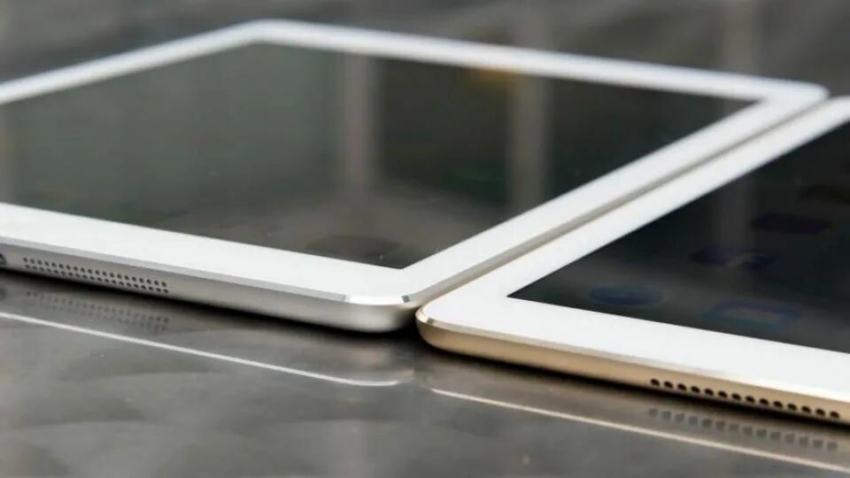Планшет apple ipad mini 2021. Ipad air 2013 gold. Выход ipad 2. Ipad 2 отличия от 3. Планшет за 11000 рублей.