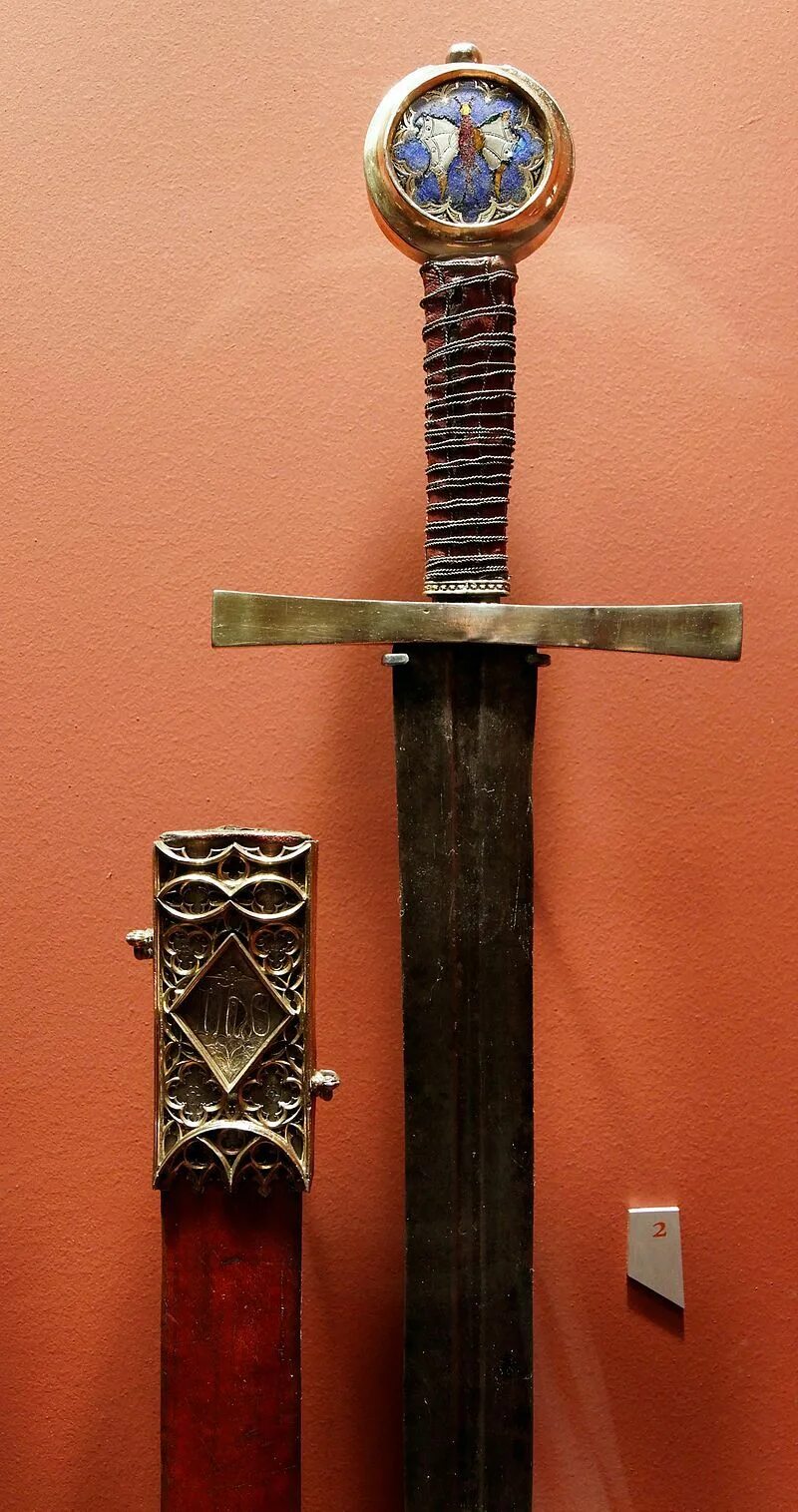 Меч святого георгия. Аскалон меч Святого Георгия. Романский меч. Меч Святого Георгия Kingdom. Украшенный меч средневековье.