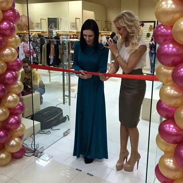 открытие одежды. открытие одежды. открыть шоу рум одежды с нуля. бизнес план магазина одежды. бутик женской одежды.