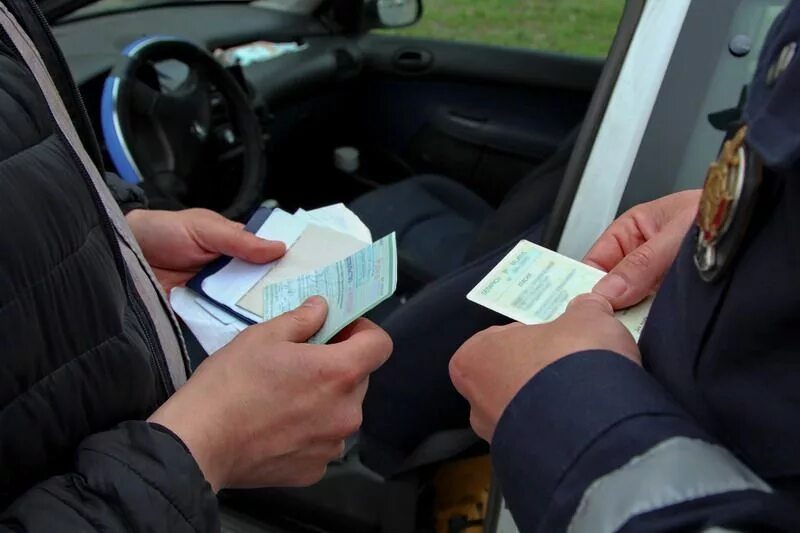 Техосмотр 2000. Техосмотр подорожает. Машина без техосмотра штраф. Машина без техосмотра штраф. Просроченный техосмотр.