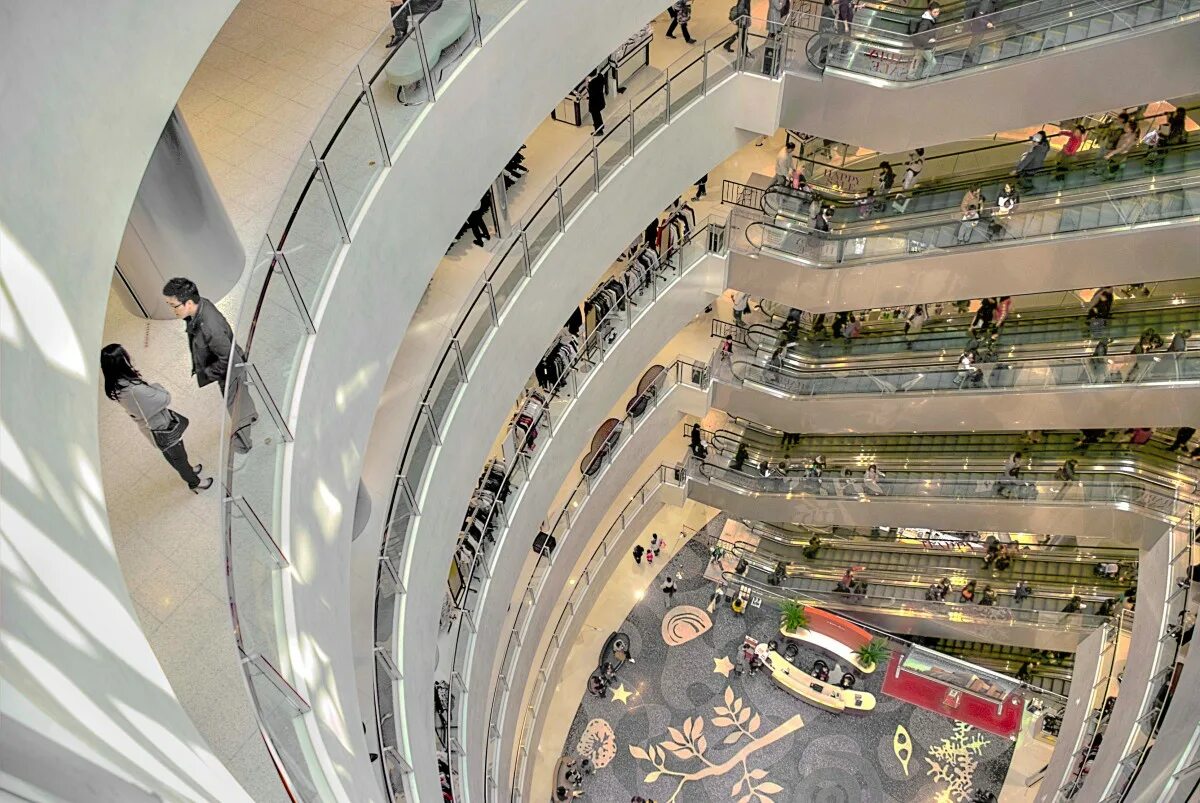Large department store. Сентум сити пусан. универмаг синсеге сентум сити. shinsegae busan. shinsegae department store.