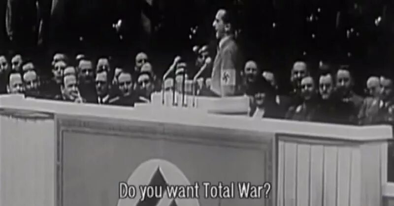 Wollt ihr den totalen krieg перевод. Геббельс totalen krieg.