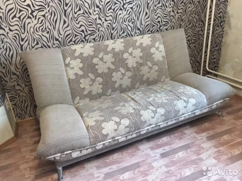 Северск. Диван б/у. Диваны б у кисловодске. Угловые диваны в омске. Даром мебель большеречье магазин.