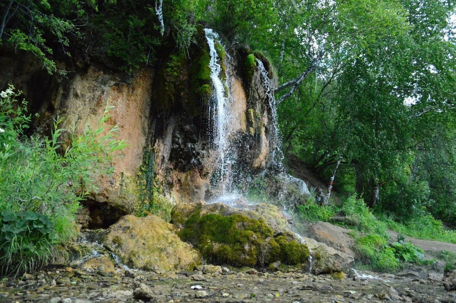 Пермь водопады. Водопад Плакун Пермский край. Водопад Плакун в Суксуне. Водопад Плакун Суксун Пермский край. Водопад Плакун Пермь.