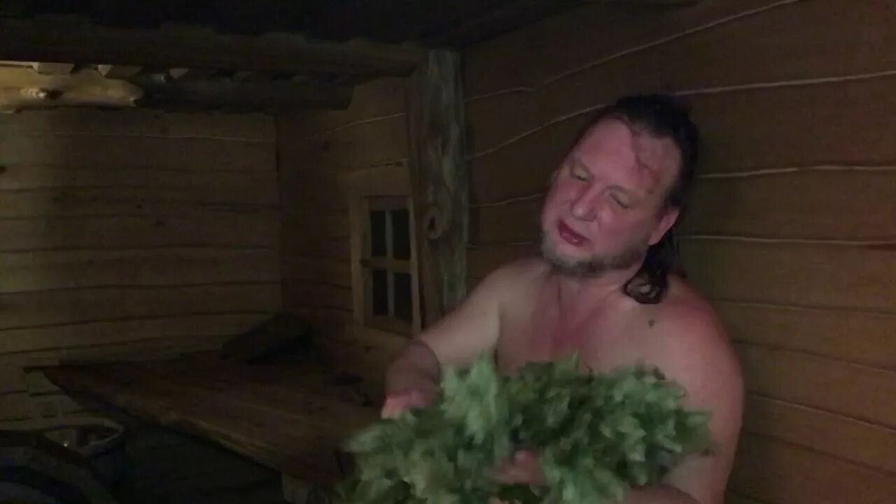 Печь в старой бане. Топим баню видео. Топим баню видео. Топим баню видео. Топка печи.