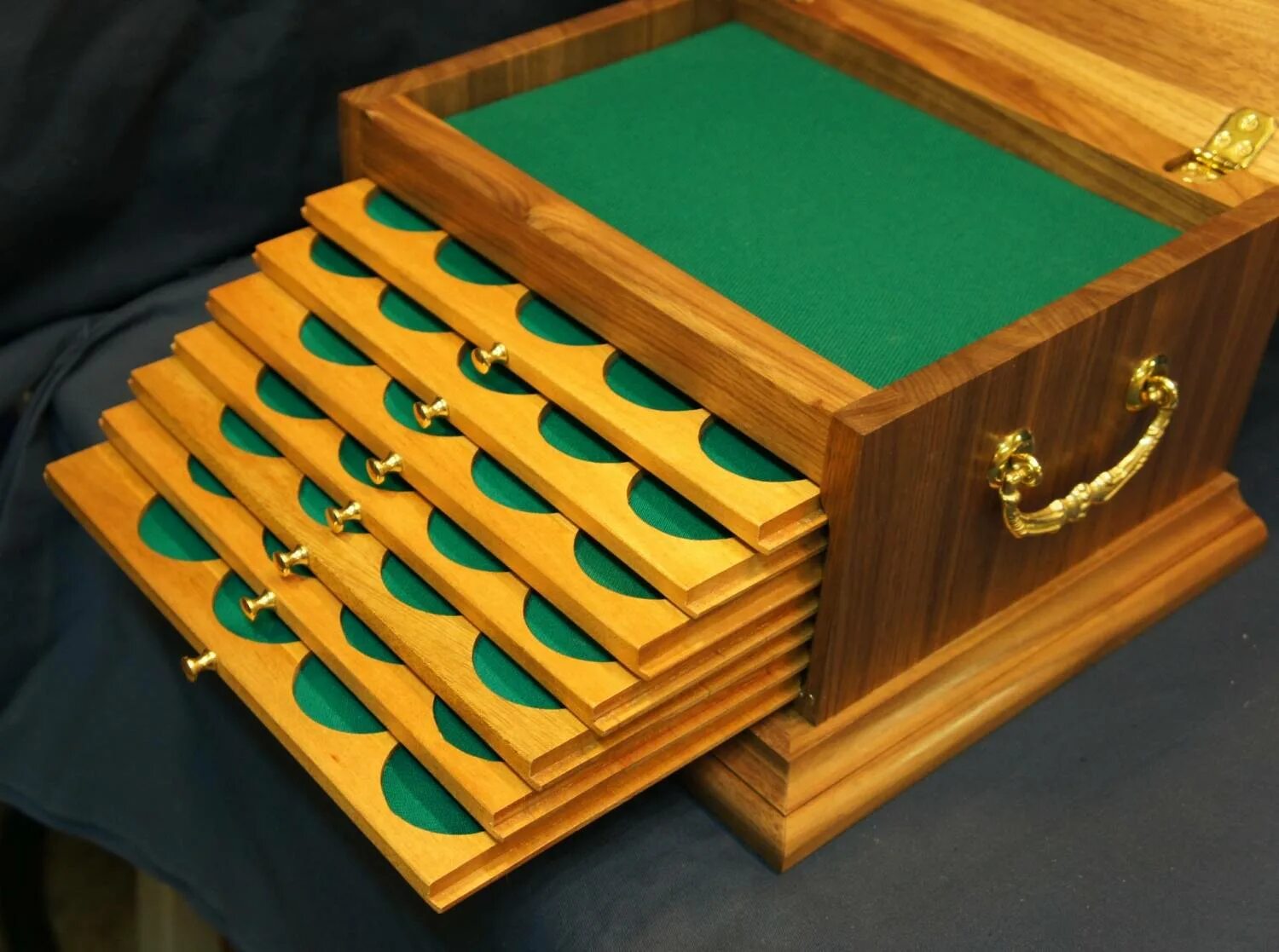 м ю н малой. м ю н малой. мюнцкабинет leuchtturm. мюнцкабинет патинатор. мюнцкабинет leuchtturm.