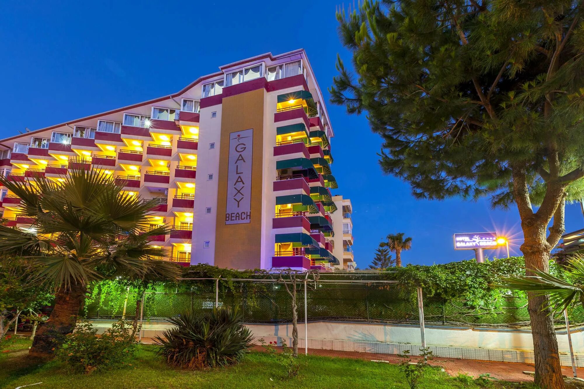 Отель галакси. Галакси бич аланья. galaxy beach 4*. galaxy beach 4* анталия. galaxy beach hotel 4 пляж.