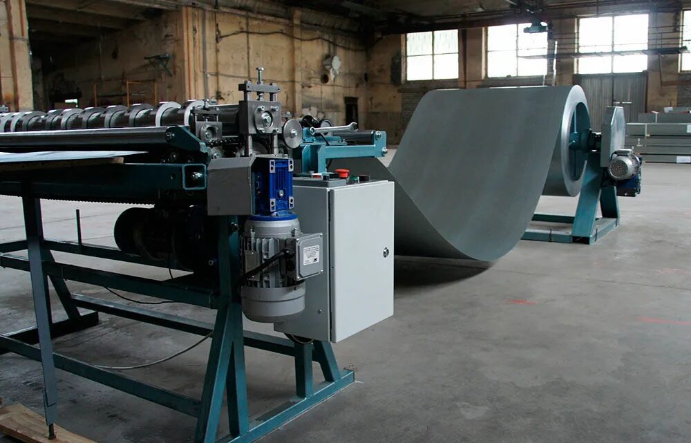 продольно-резальный станок. станок поперечной резки. электромеханический станок для резки металла мобипроф спр-1250/5-а. продольно резательный станок. станок для резки рулонных материалов срр-06.