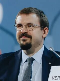Верхошинский что с глазом