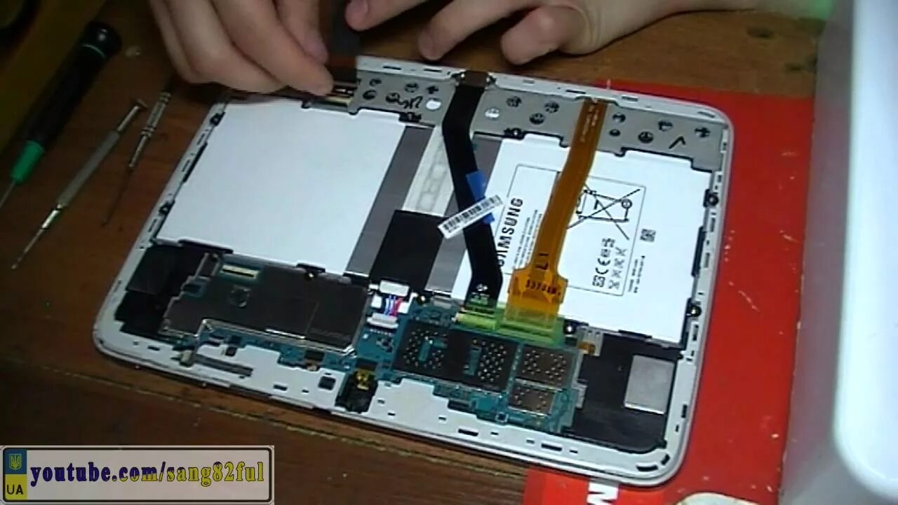 Ремонт планшетов самсунг в москве. Samsung Galaxy Tab 2 10.1 разборка. Samsung Galaxy Note p5200. Самсунг таб 10.1 разборка. Galaxy Tab 10.1 разбор.