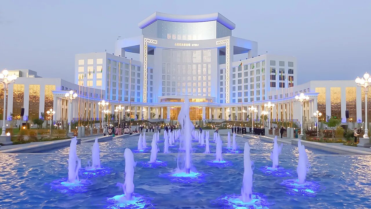 Ашхабад элитки. Туркмения столица ашхабад. Город ашхабад туркменистан. Столица туркменистана город ашхабад. Ашхабад туркмения 2020.