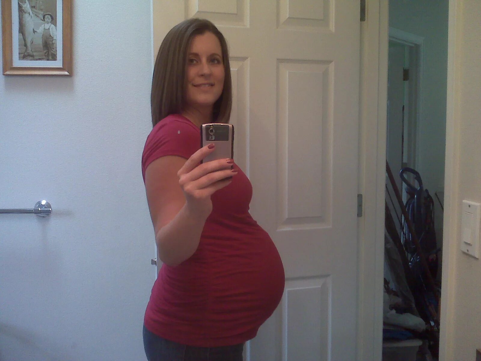 Живот на 31 неделе беременности. Животик на 31 неделе беременности. Живот на 27 неделе беременности. 31 Неделя беременности фото.