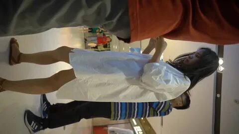 Sarjana fotografi jujur mengikuti beberapa jelita di pusat membeli-belah un...