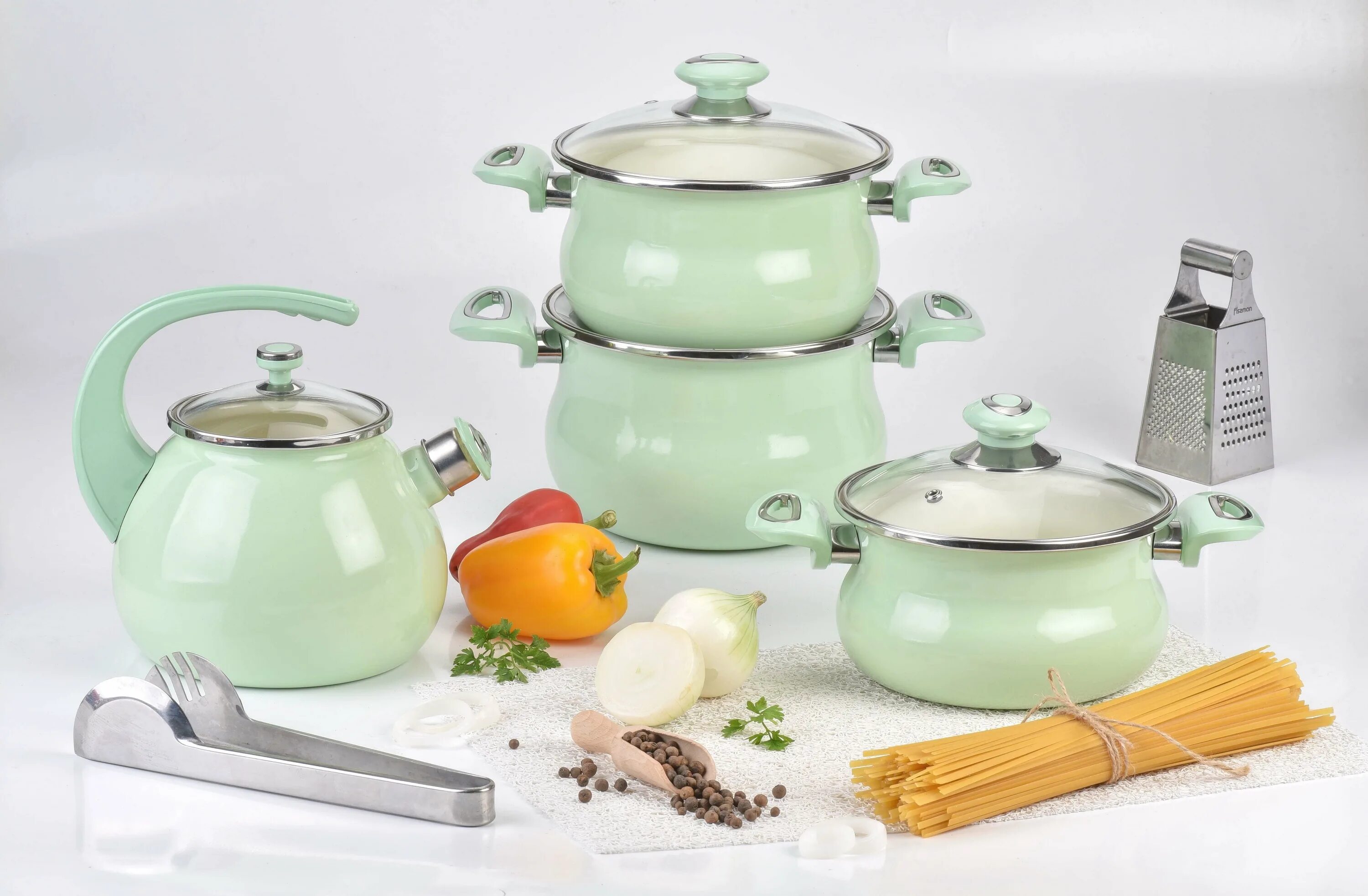 Кастрюля. Слайд с посудой. Эмалированная посуда сколы. Эмалированная посуда. Сколы на эмалированной посуде.