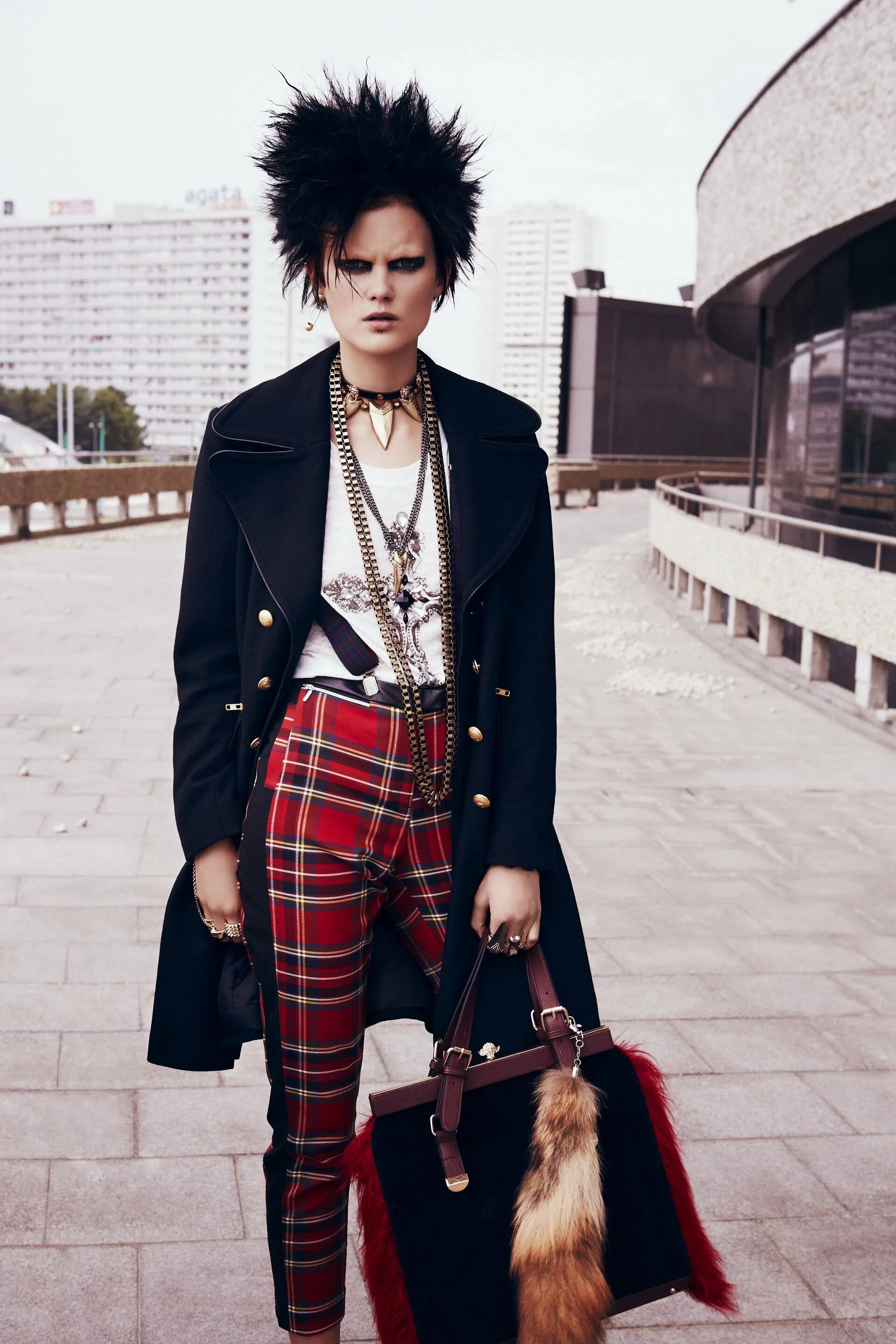 Style post