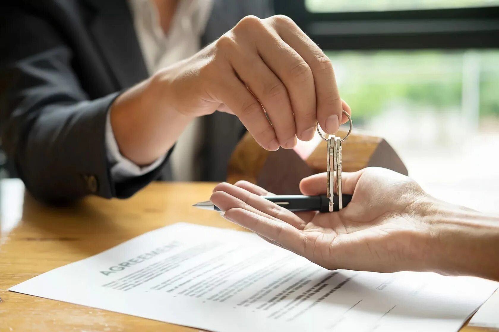 Сделки с недвижимостью. Сопровождение сделок с недвижимостью. Юридическое сопровождение сделок с недвижимостью. Правовое сопровождение сделок с недвижимостью.