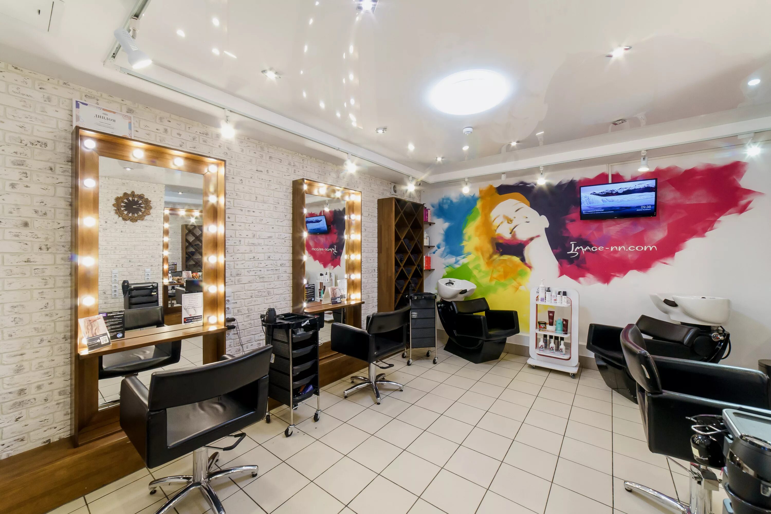 Нижний новгород стриж салон красоты автозавод. Парикмахерская стриж нижний новгород. Парикмахерская стриж нижний новгород пр молодежный. Салон вадим стрижа реклама. Студия вадима стрижа нижний новгород.