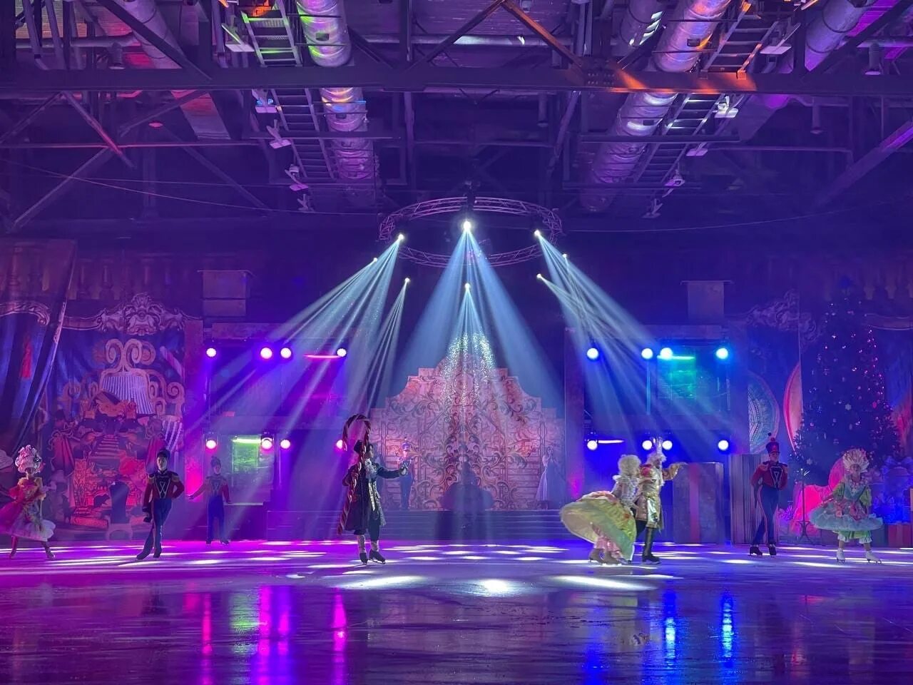 губернаторская елка мурманск фото