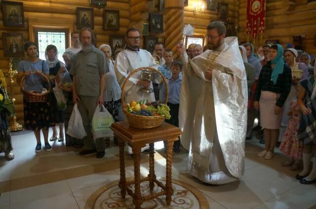 Храм Киево-Печерских отцов в Черемушках. Вельяминово храм Преображения Господня настоятель.